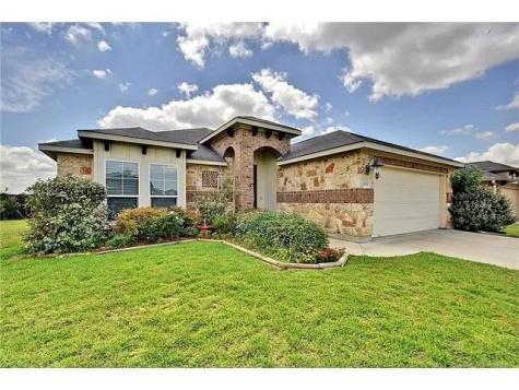 1008 Blackman Court Hutto TX 78634