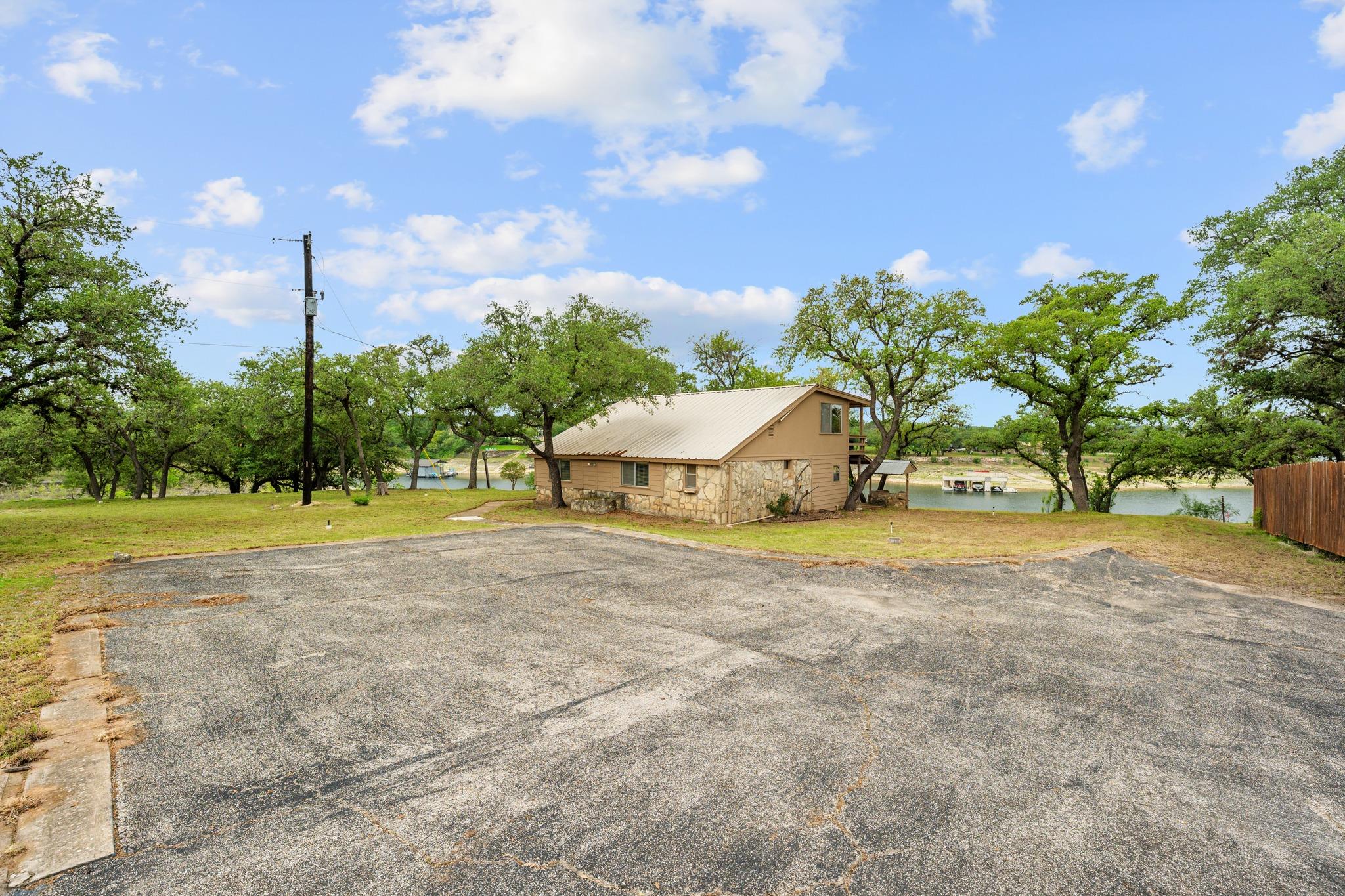 1106 Hurst Hollow Austin TX 78734