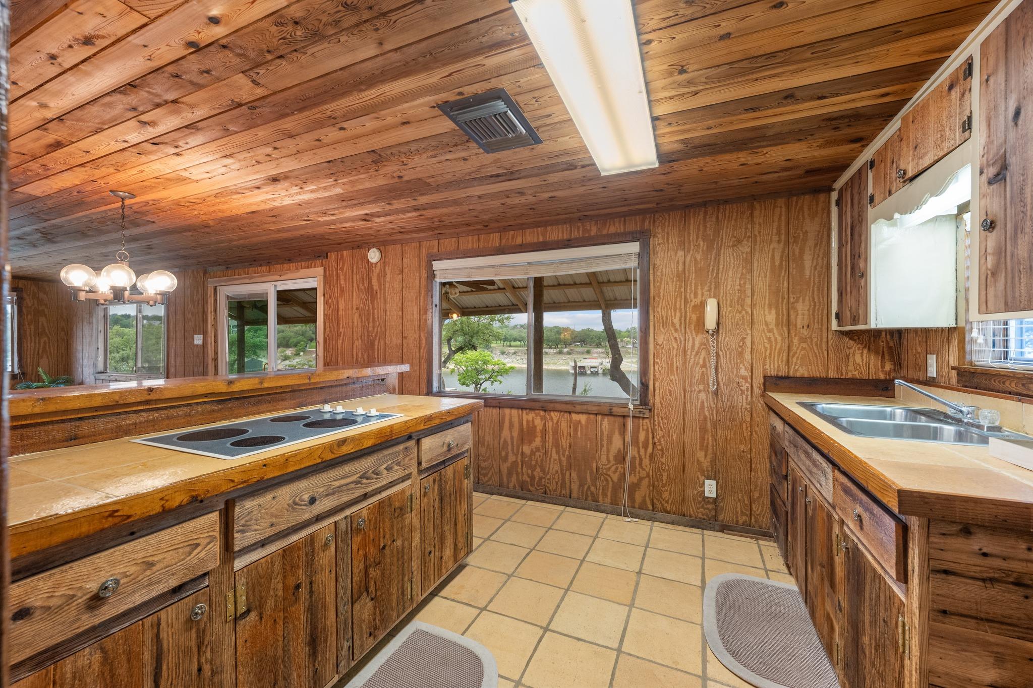 1106 Hurst Hollow Austin TX 78734