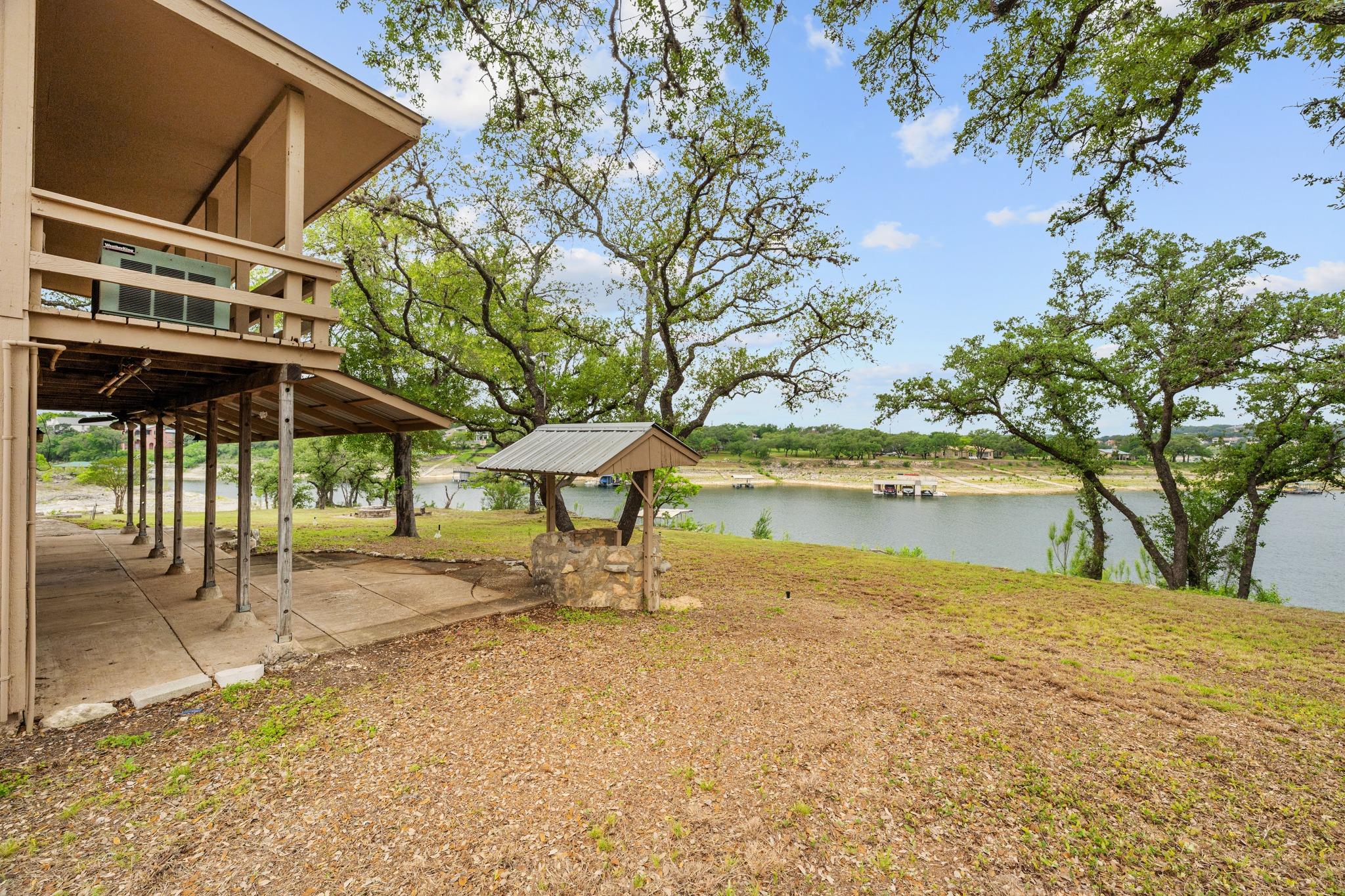 1106 Hurst Hollow Austin TX 78734
