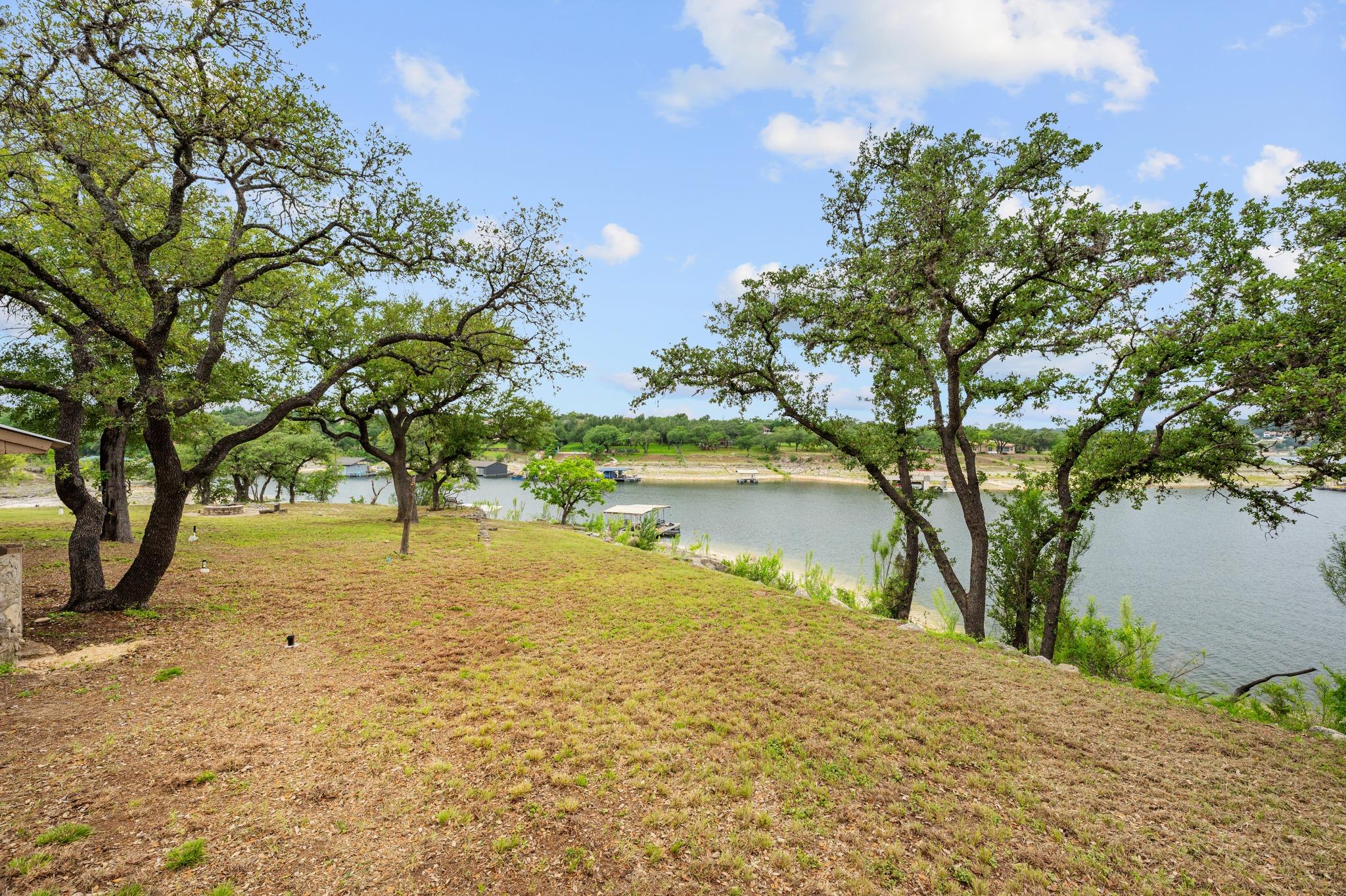 1106 Hurst Hollow Austin TX 78734