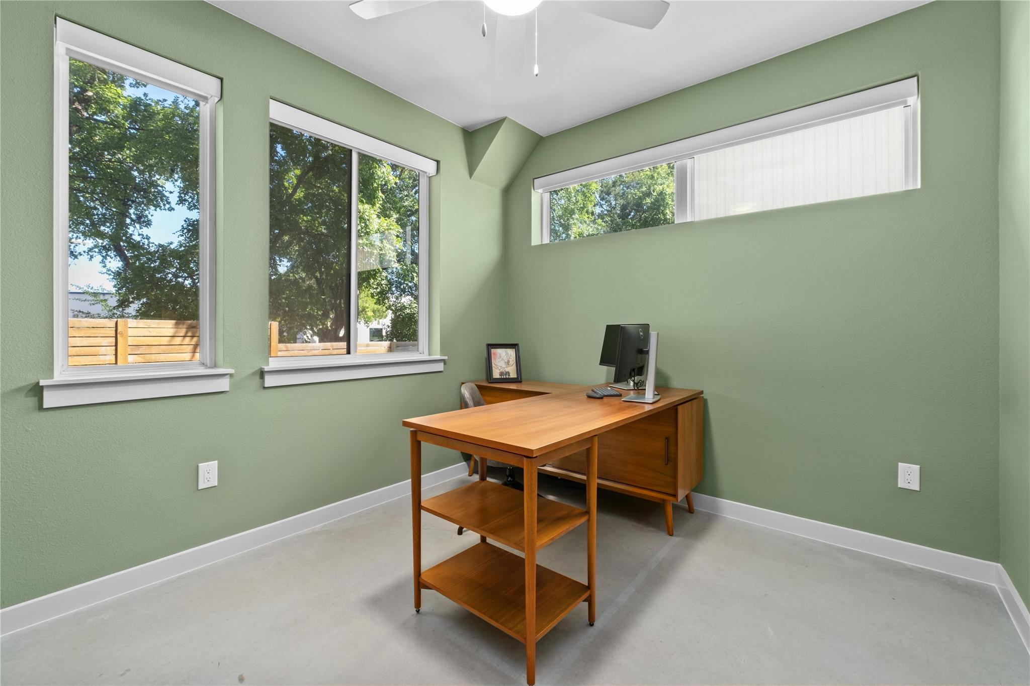 814 N Bluff Drive Austin TX 78745