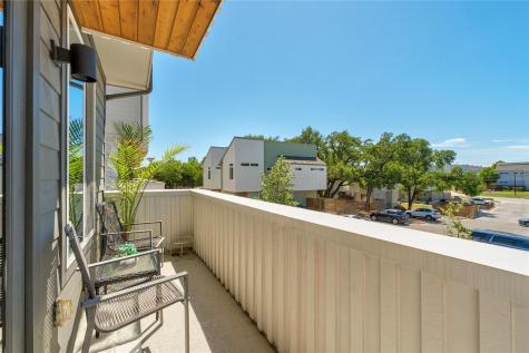 814 N Bluff Drive Austin TX 78745