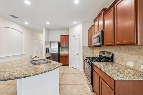 328 Shale Circle Buda TX 78610