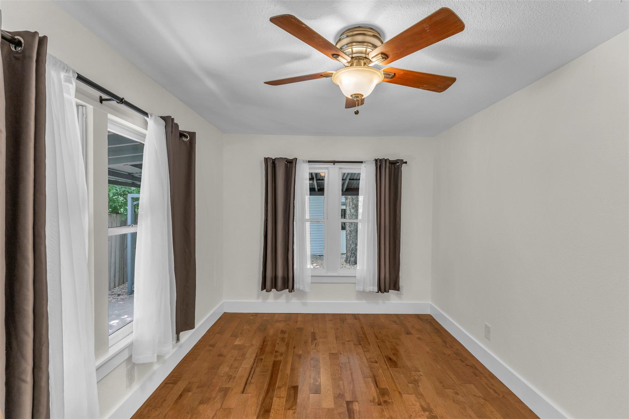 6409 Felix Avenue Austin TX 78741