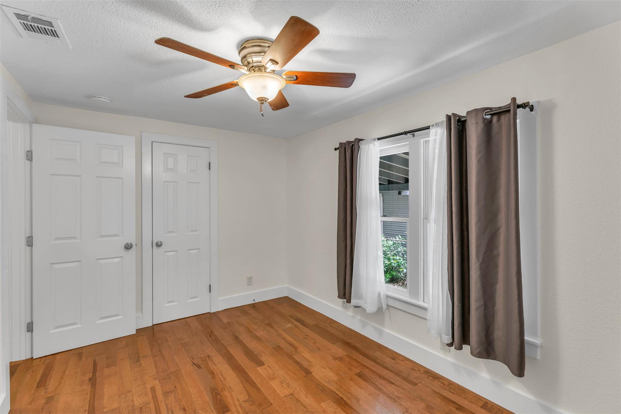 6409 Felix Avenue Austin TX 78741