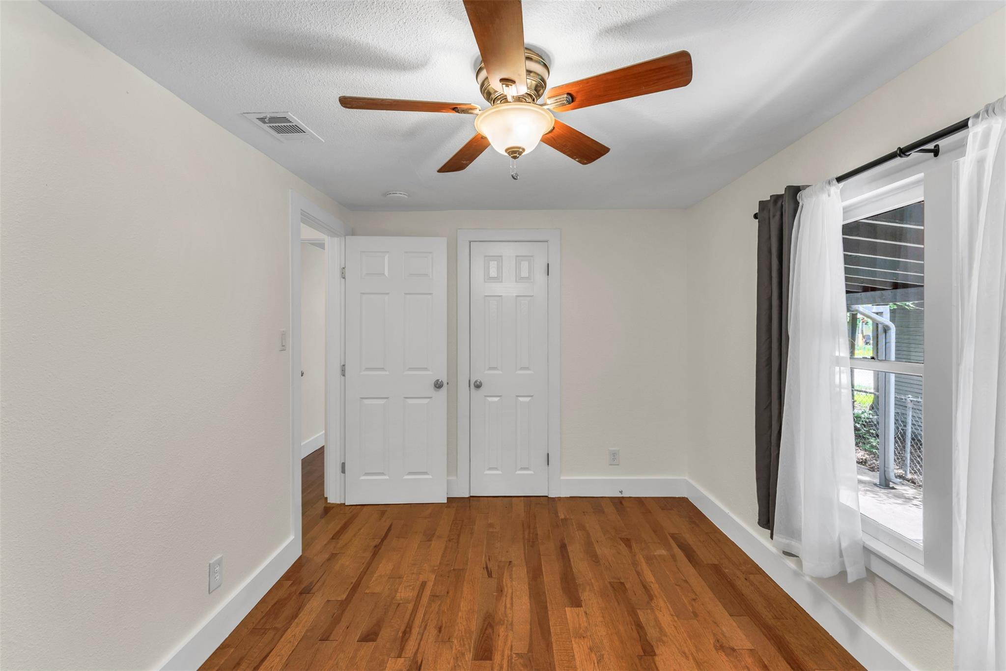 6409 Felix Avenue Austin TX 78741