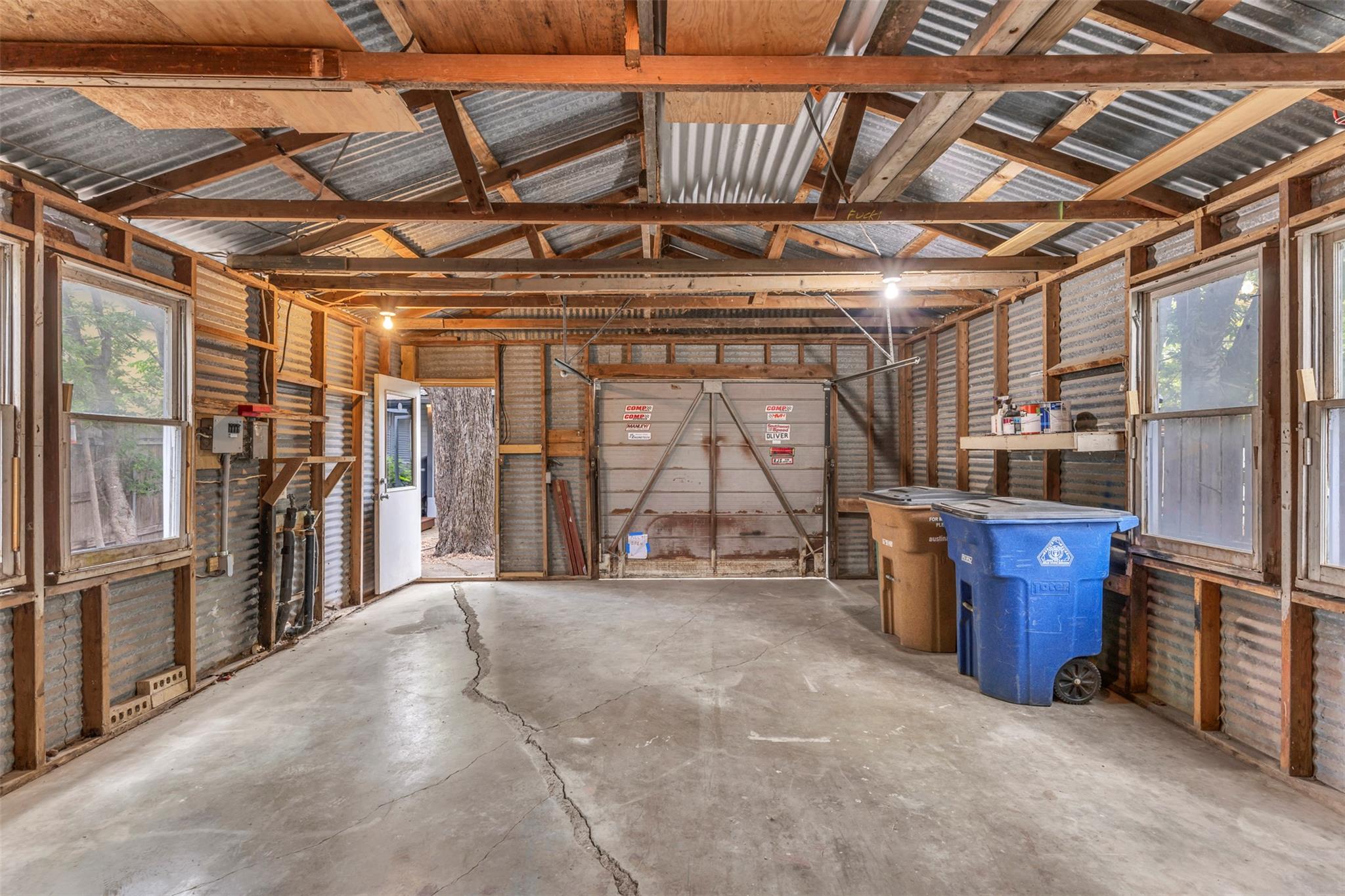 6409 Felix Avenue Austin TX 78741