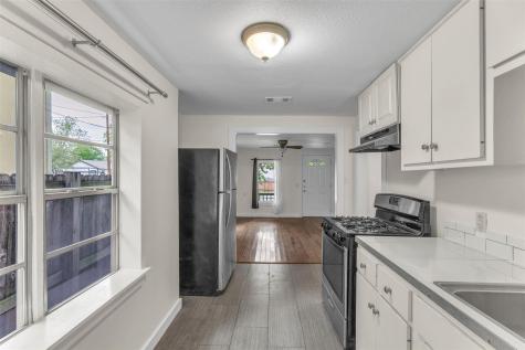 6409 Felix Avenue Austin TX 78741