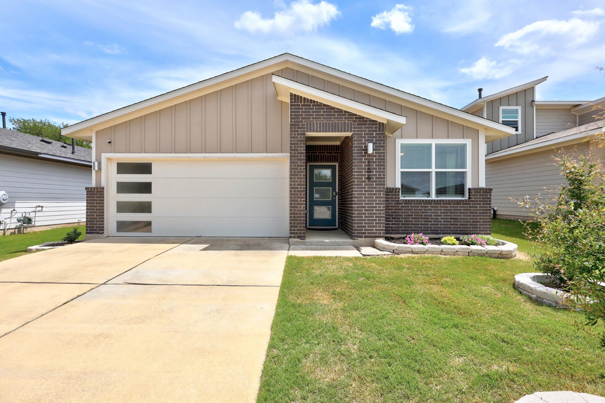 156 Parryi Cove Leander TX 78641