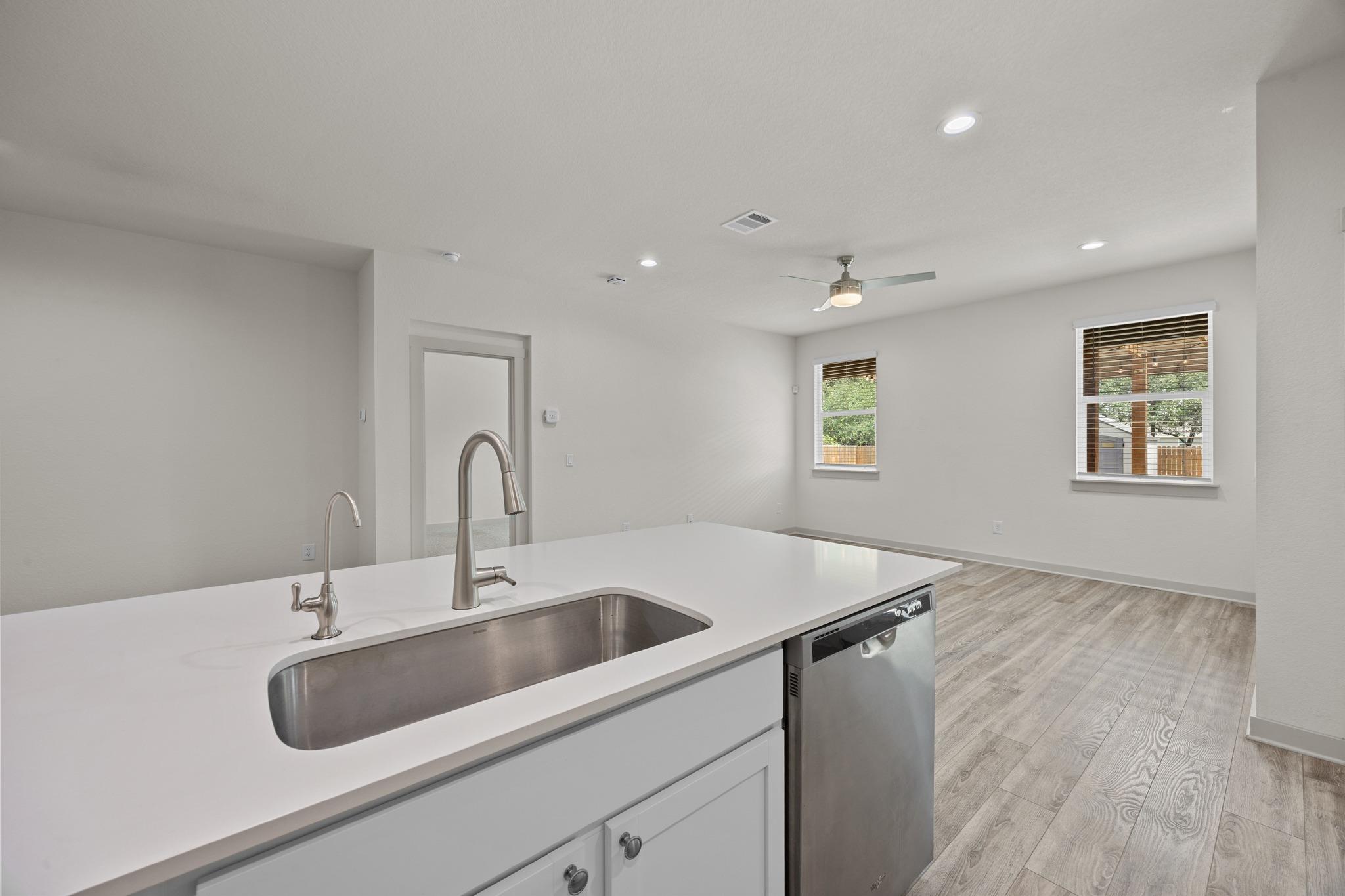 156 Parryi Cove Leander TX 78641