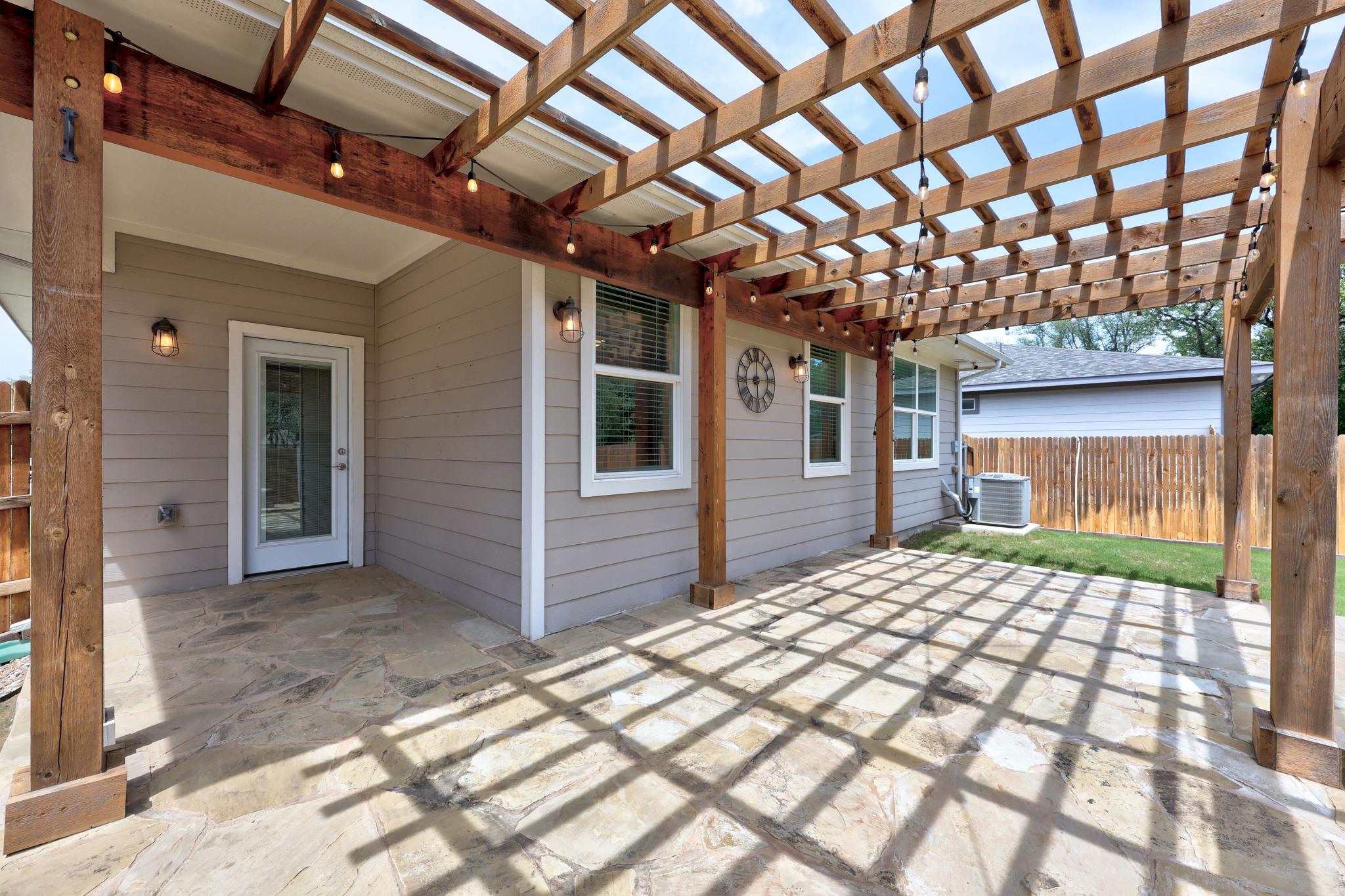 156 Parryi Cove Leander TX 78641