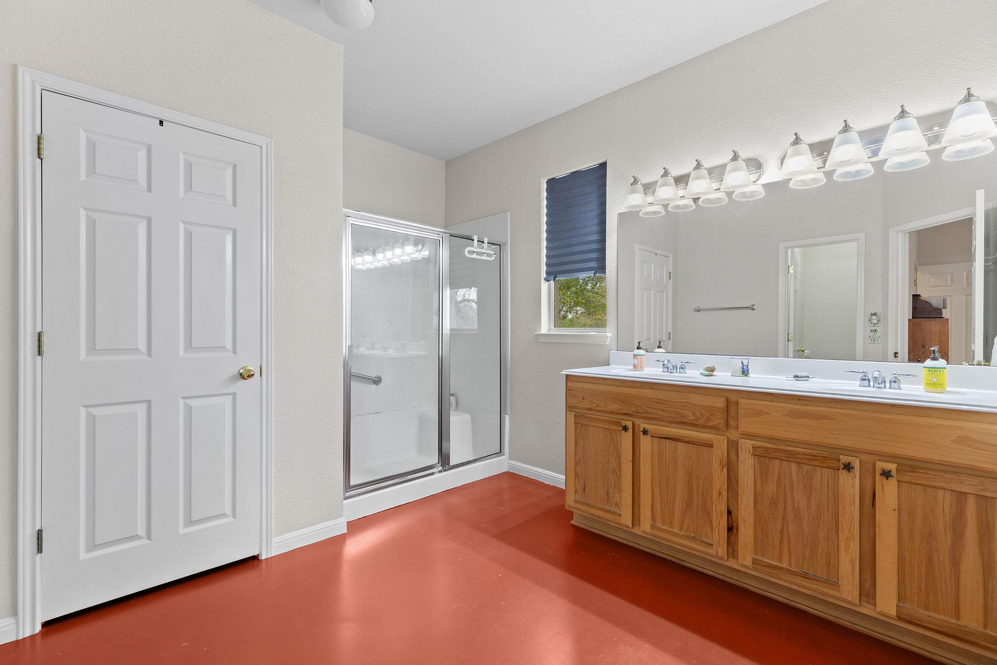 202 The Oaks Boulevard Elgin TX 78621