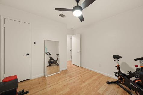 7302 Potters Trail Austin TX 78729