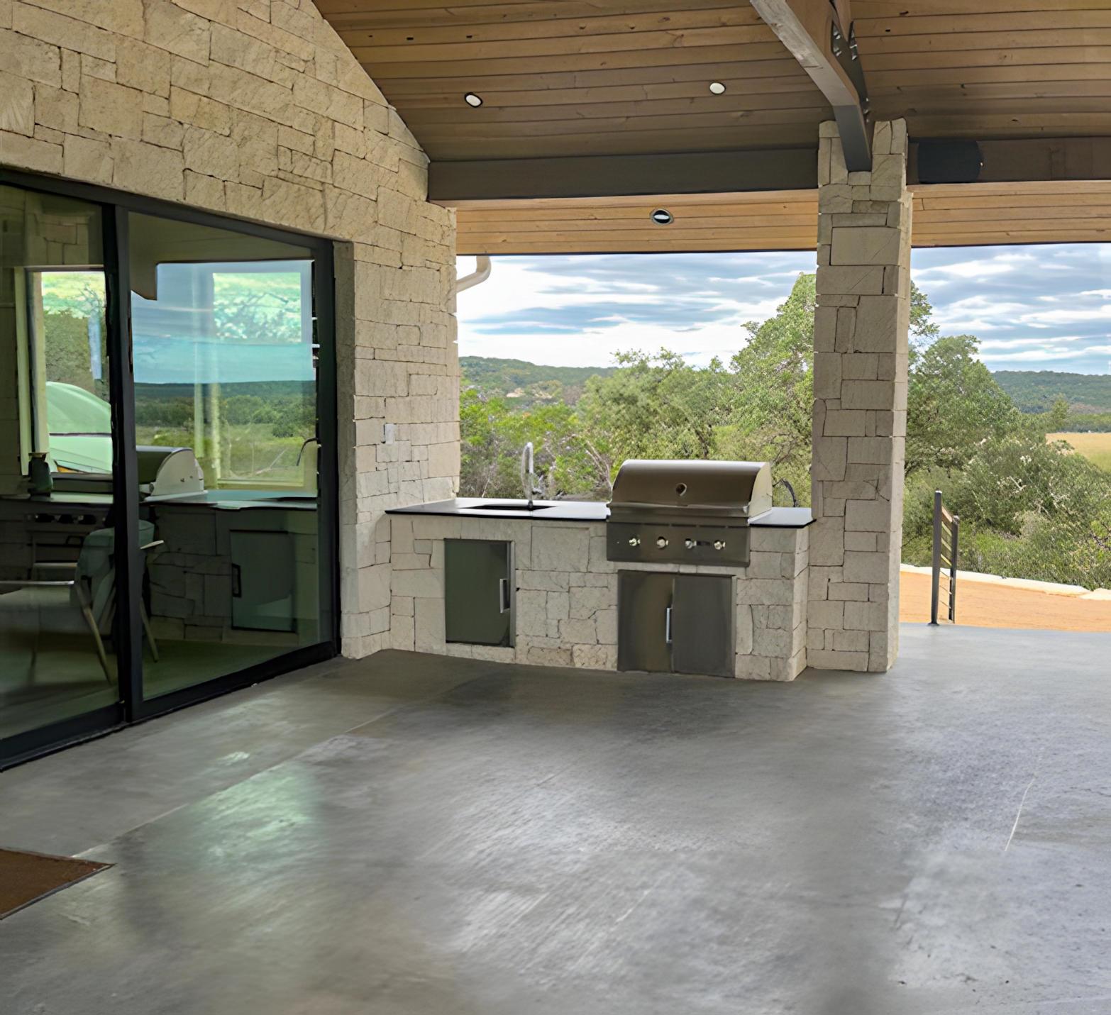1742 Paradise Parkway Canyon Lake TX 78133