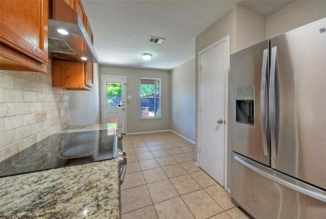 913 Dexter Drive Leander TX 78641