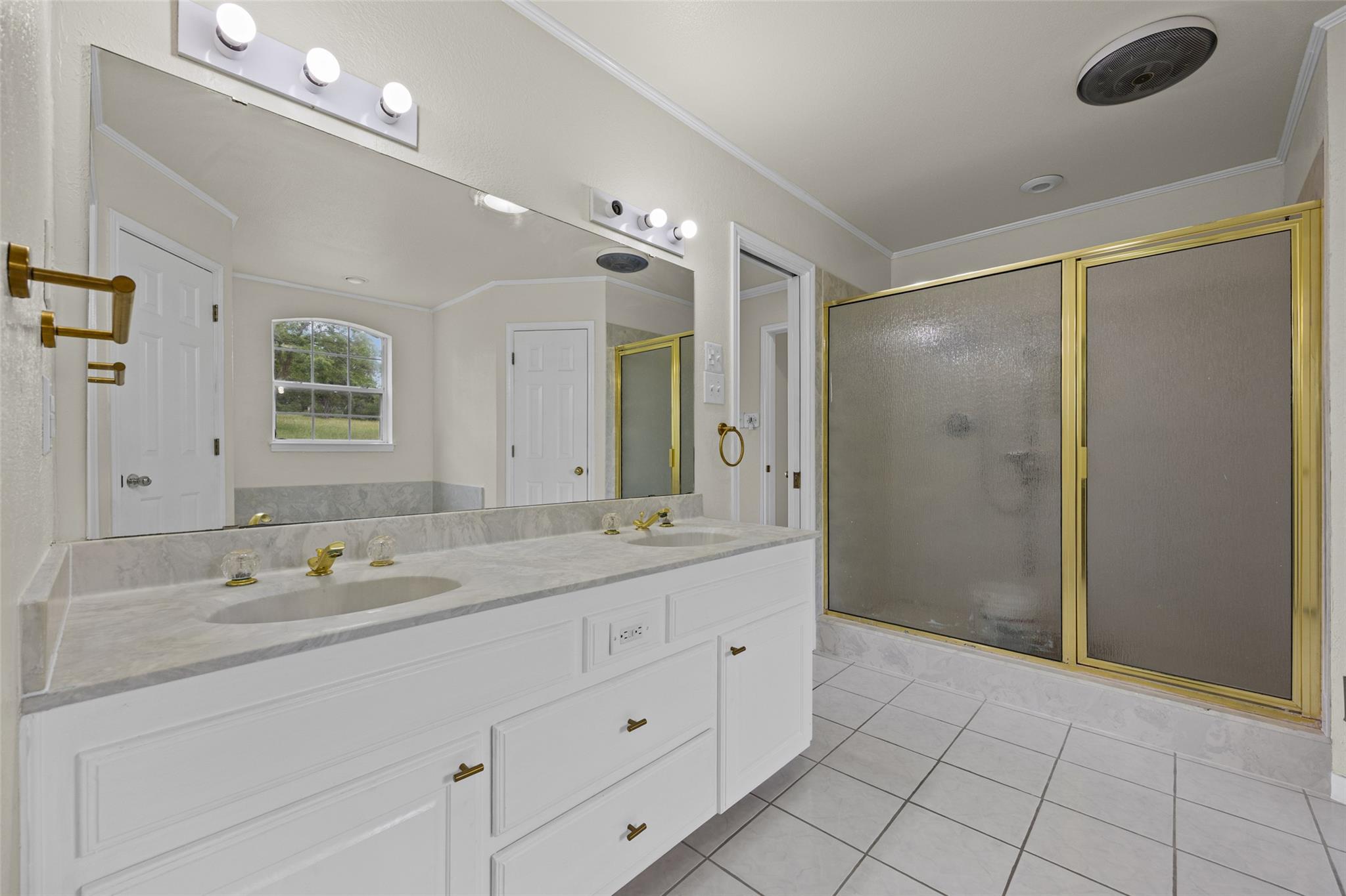 4205 Park Drive Lago Vista TX 78645