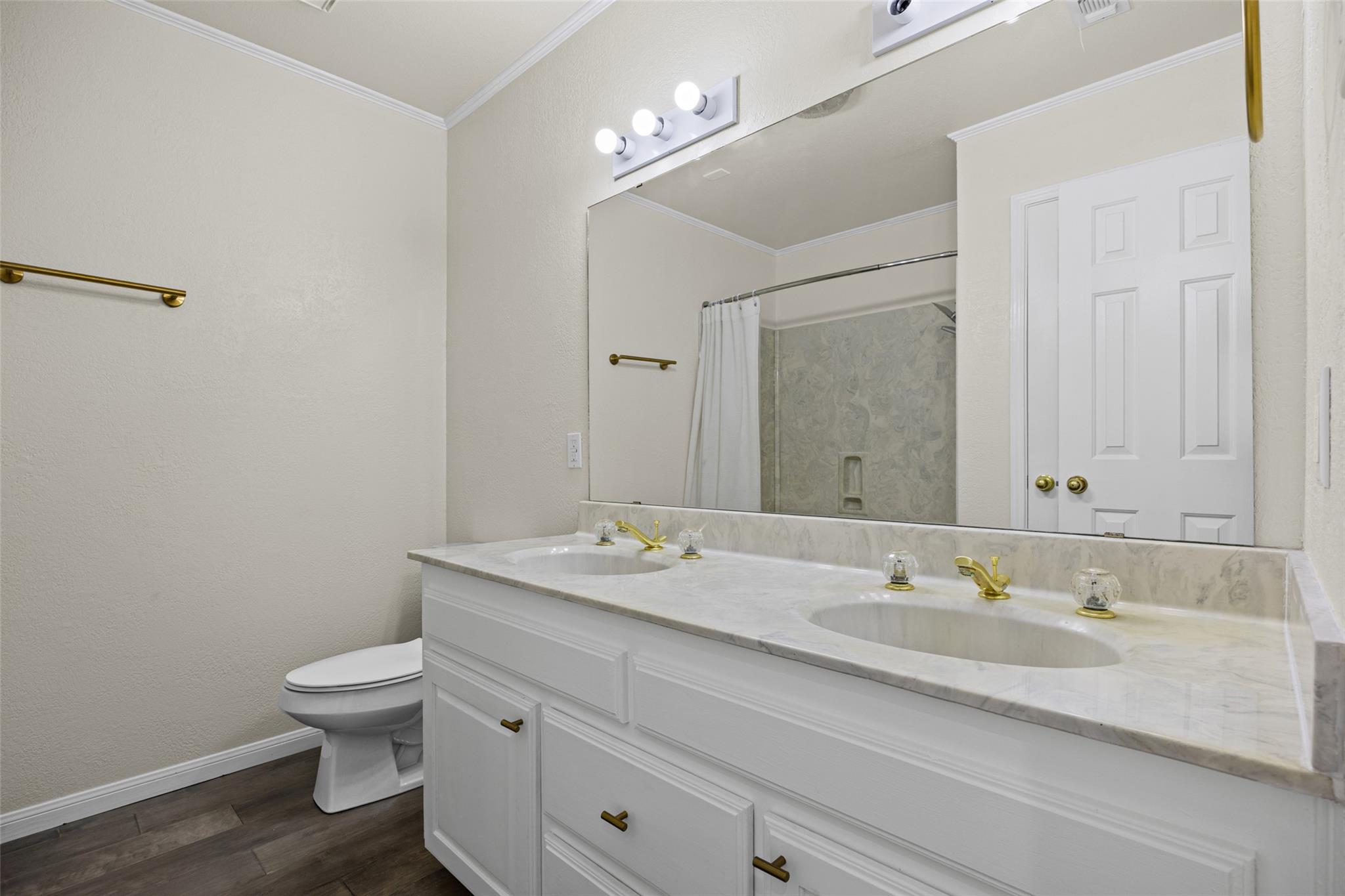 4205 Park Drive Lago Vista TX 78645