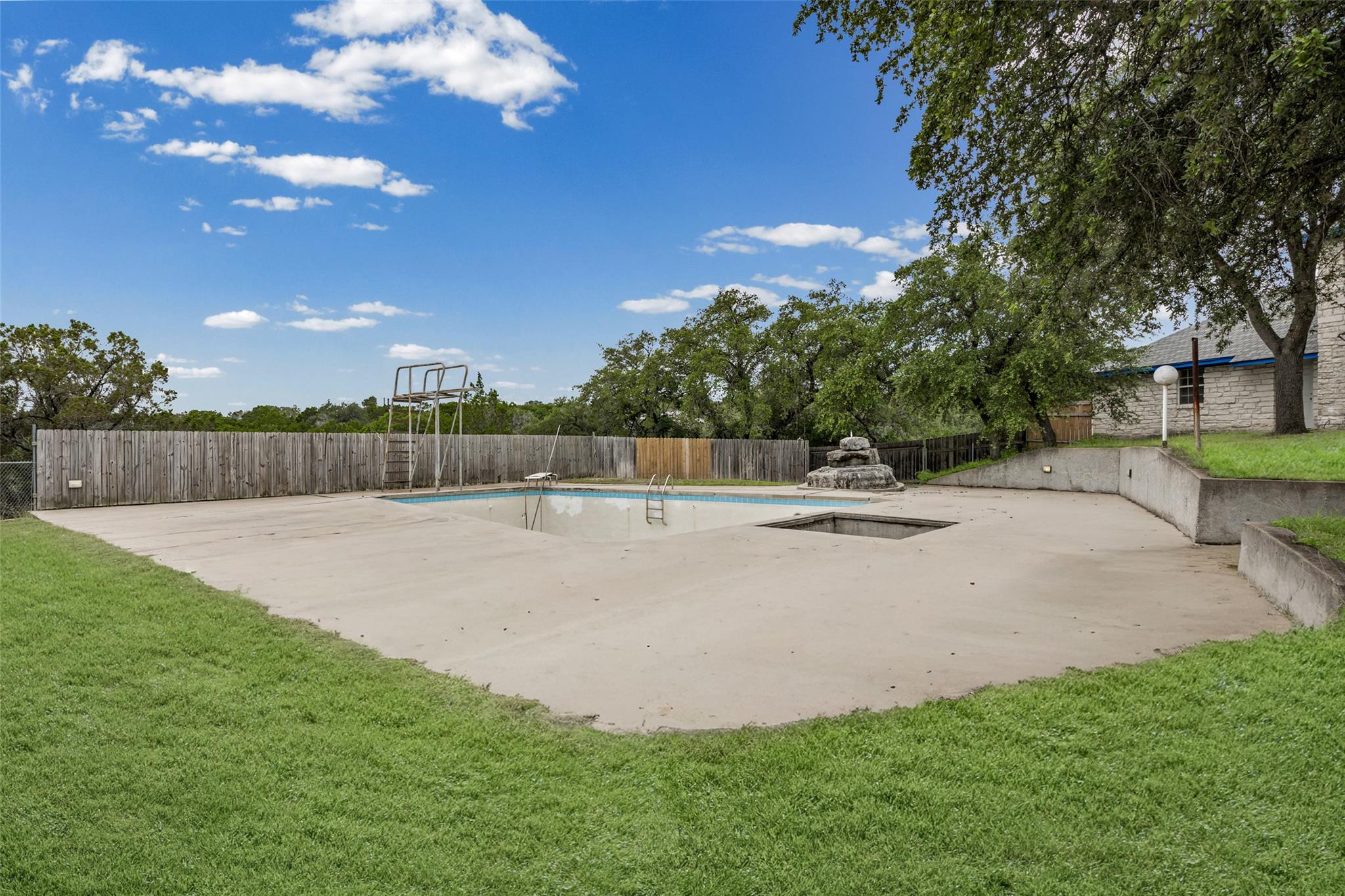 4205 Park Drive Lago Vista TX 78645