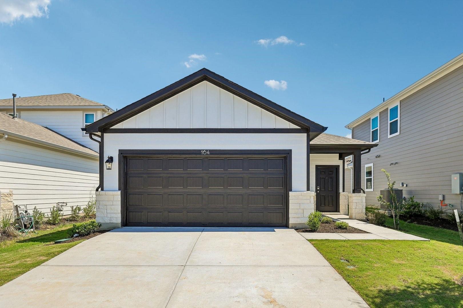 164 Two Bits Lane Elgin TX 78621