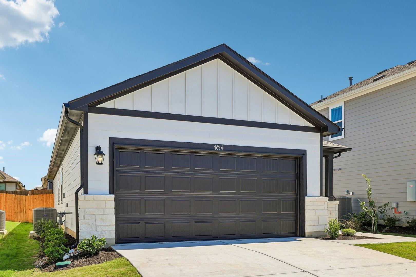 164 Two Bits Lane Elgin TX 78621