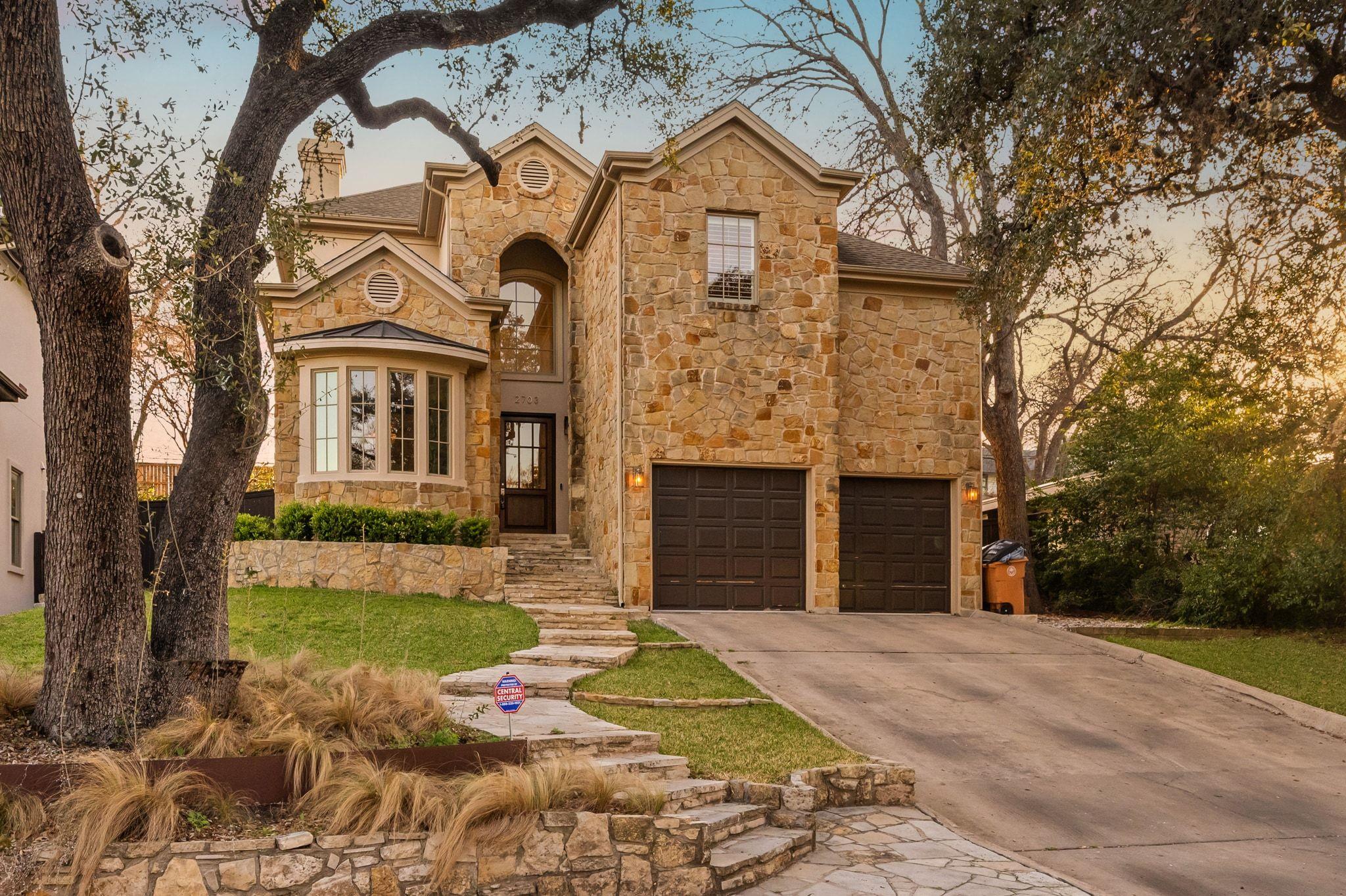 2703 Mccullough Street Austin TX 78703