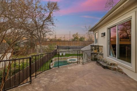 2703 Mccullough Street Austin TX 78703
