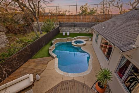 2703 Mccullough Street Austin TX 78703
