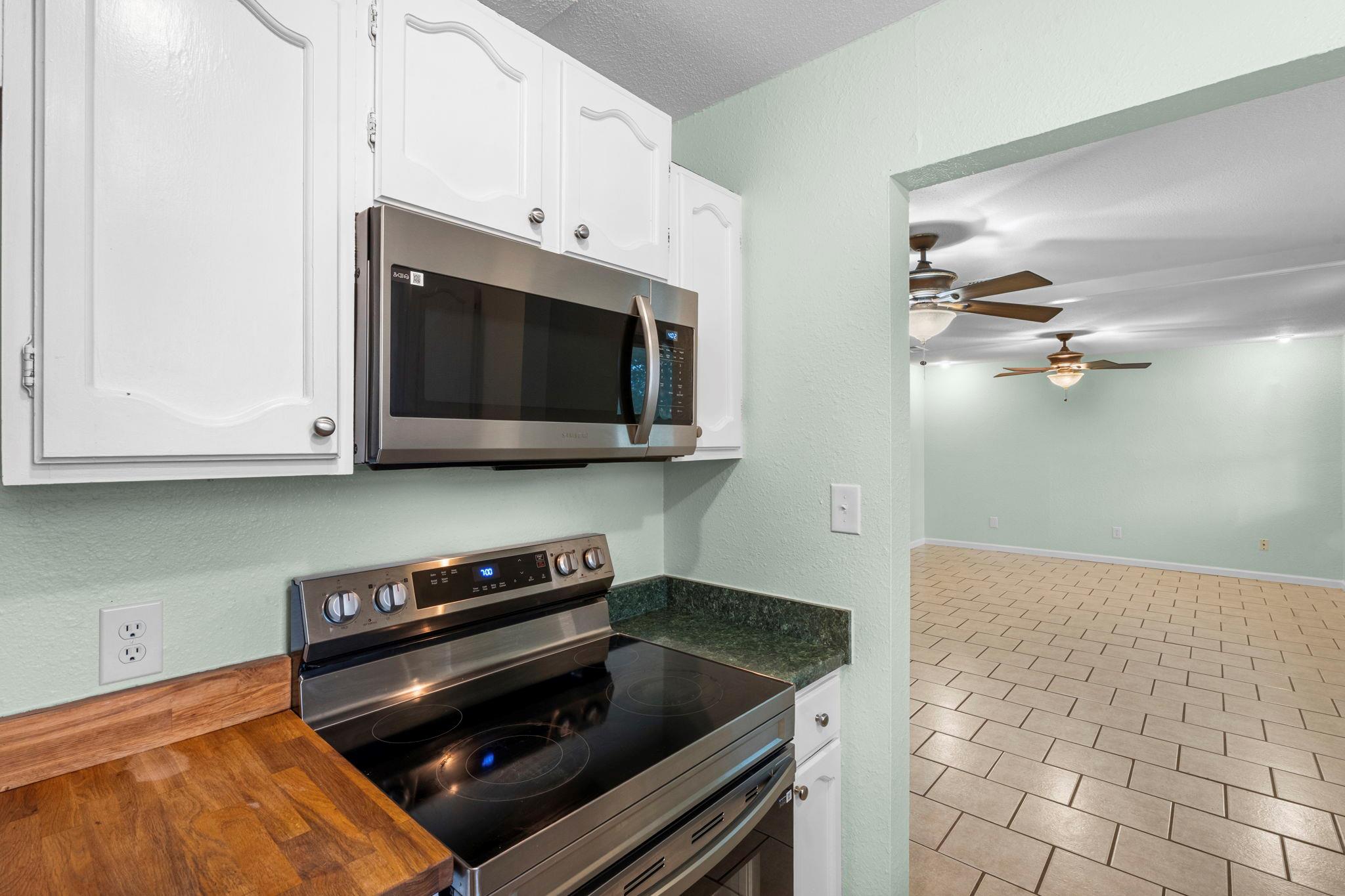 903 Mimosa Drive Lockhart TX 78644