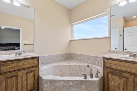 1504 County Road 459 Thorndale TX 76577