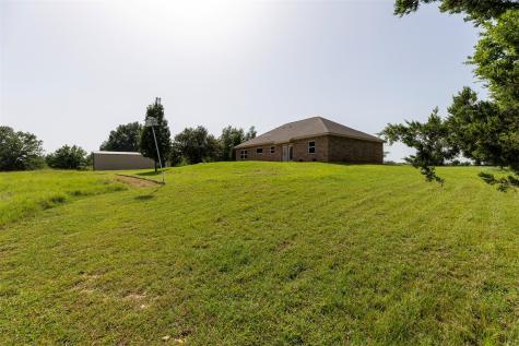 1504 County Road 459 Thorndale TX 76577