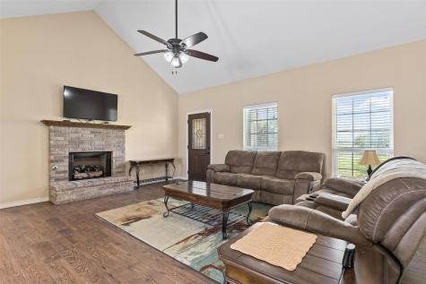1504 County Road 459 Thorndale TX 76577