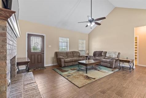 1504 County Road 459 Thorndale TX 76577