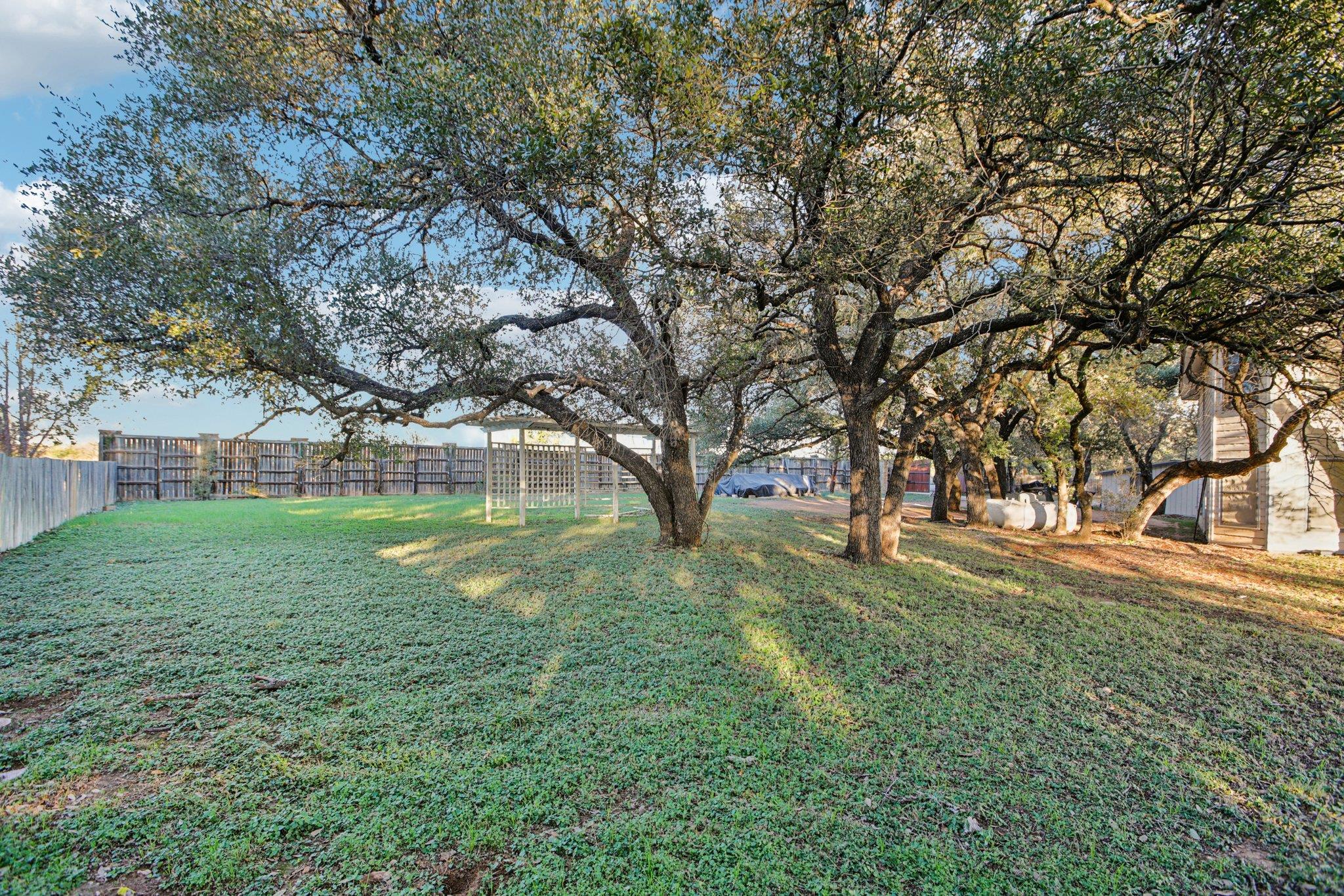 24333 Pedernales Cliff Trail Spicewood TX 78669