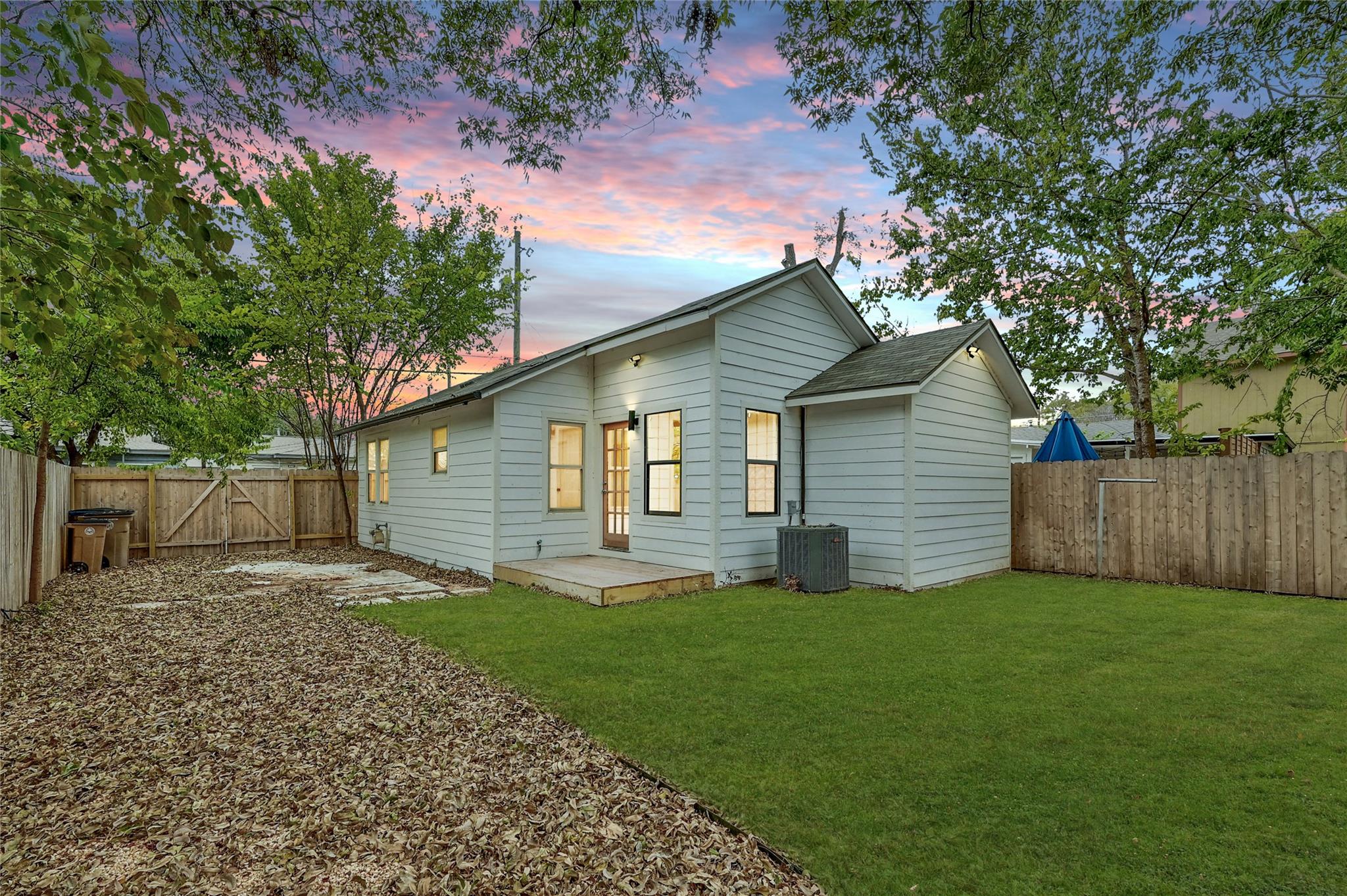 2404 Santa Rita Street Austin TX 78702