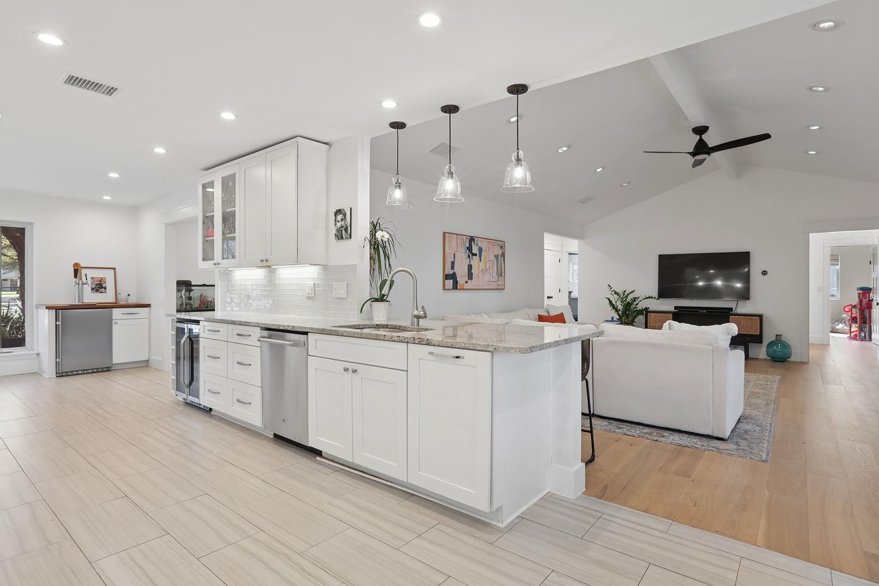 8610 Mesa Drive Austin TX 78759