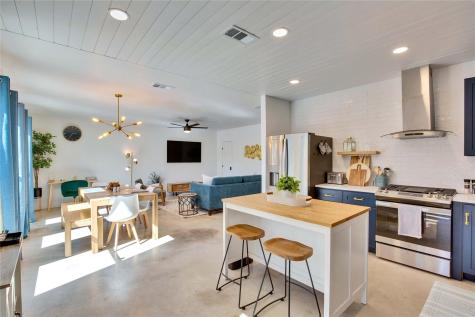 221 Hilltop Drive Dripping Springs TX 78620