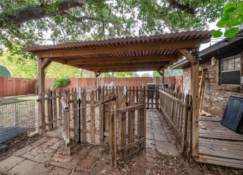 112 Hasler Street Bastrop TX 78602