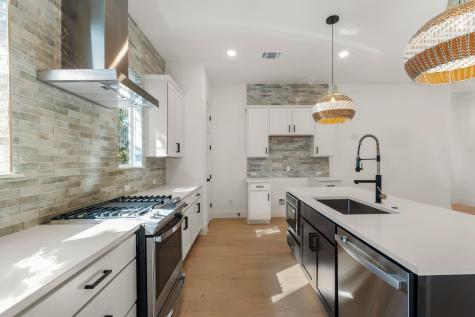 300 Bedford Drive Spicewood TX 78669