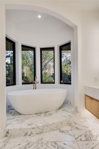 1016 Wild Basin Ledge Austin TX 78746