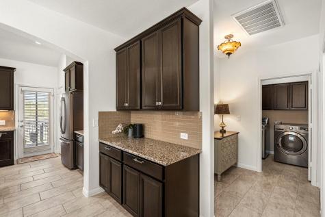 11412 Reading Way Austin TX 78717