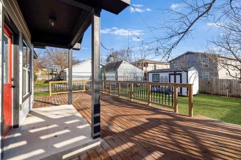 609A W 7th Street Taylor TX 76574