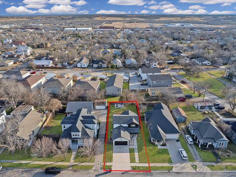 609A W 7th Street Taylor TX 76574
