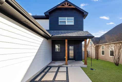 609A W 7th Street Taylor TX 76574