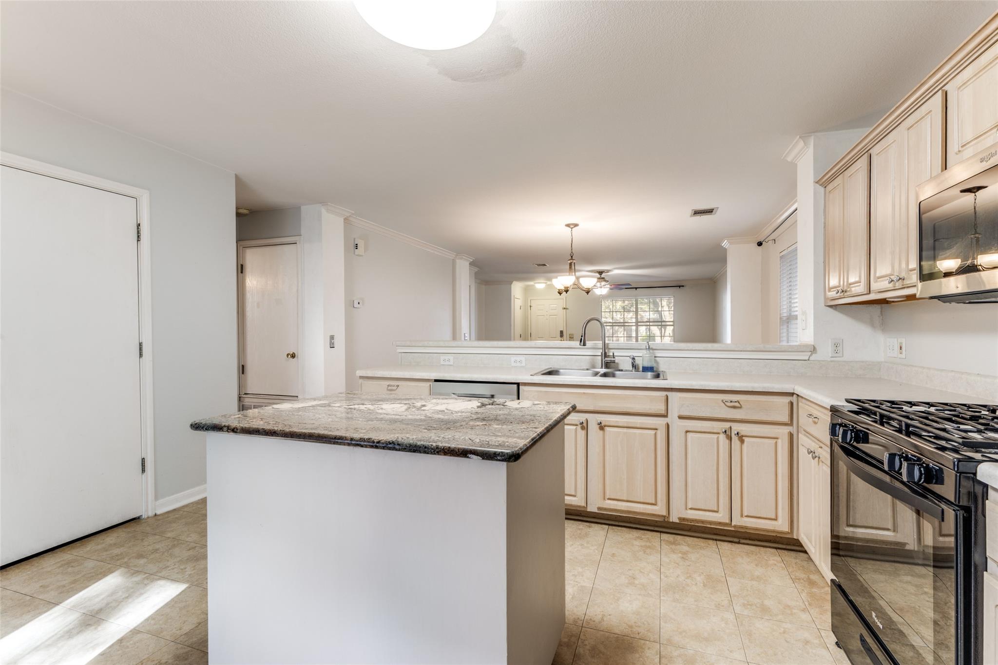 272 Tobin Drive Buda TX 78610