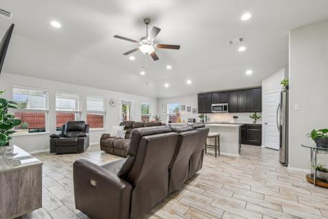 1909 Omaha Drive Lago Vista TX 78645