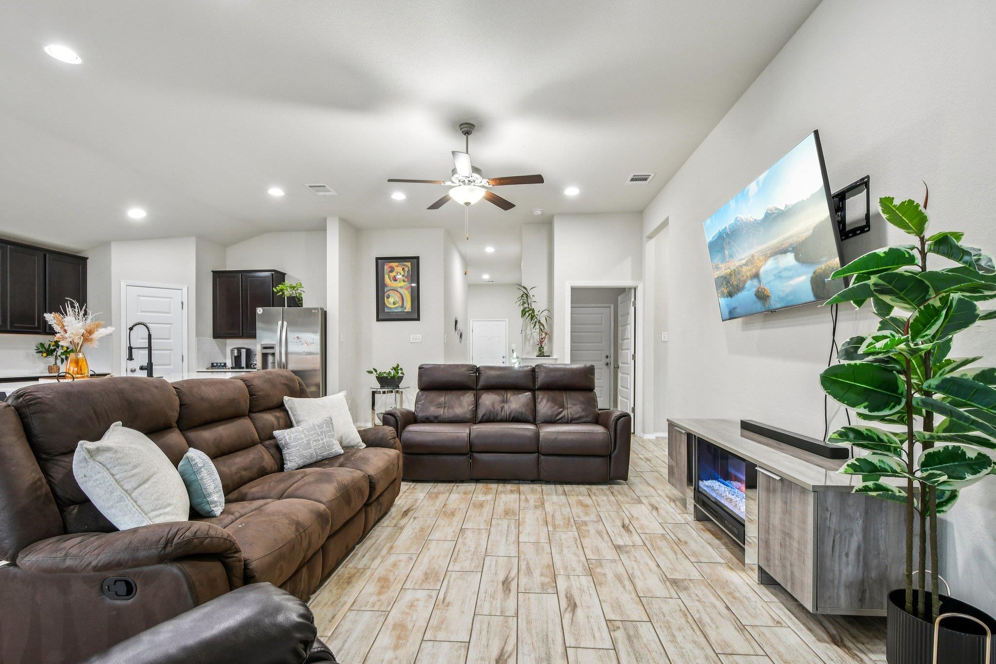 1909 Omaha Drive Lago Vista TX 78645