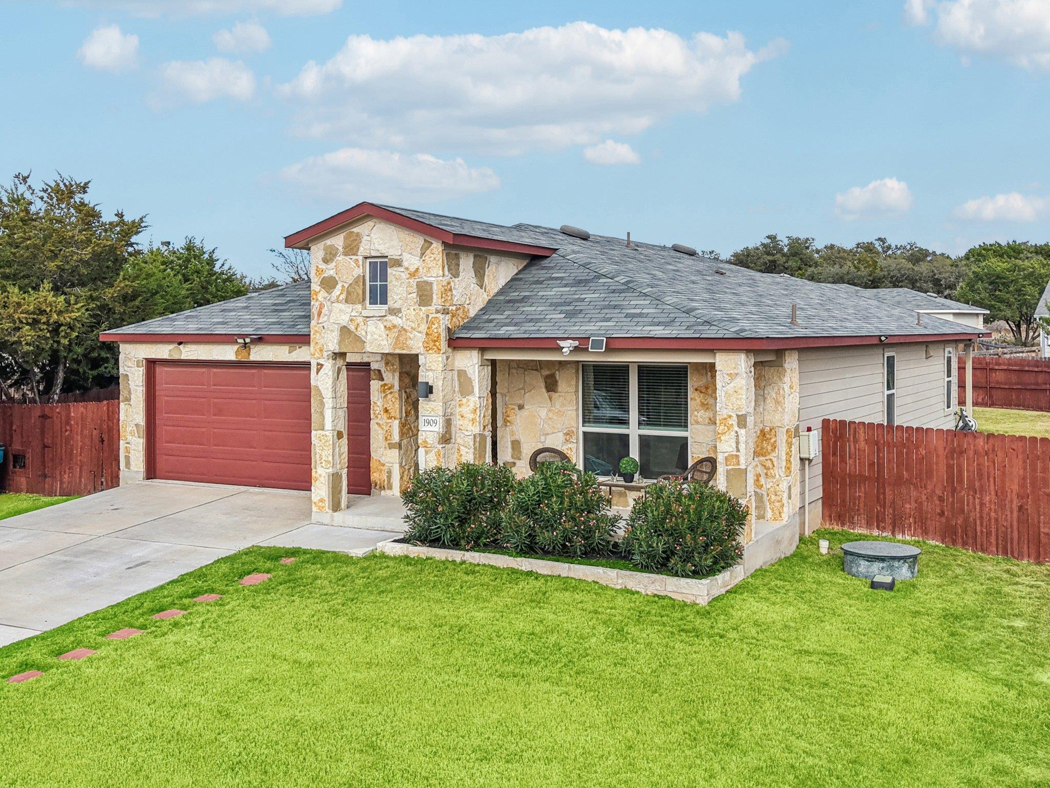 1909 Omaha Drive Lago Vista TX 78645