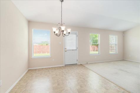 103 Wren Cove Hutto TX 78634