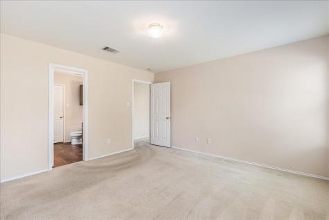 103 Wren Cove Hutto TX 78634
